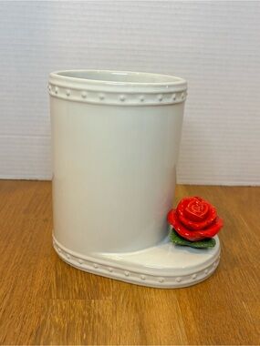Nora Fleming Utensil Holder With a Minis Hole Off White Stoneware ROSE READ